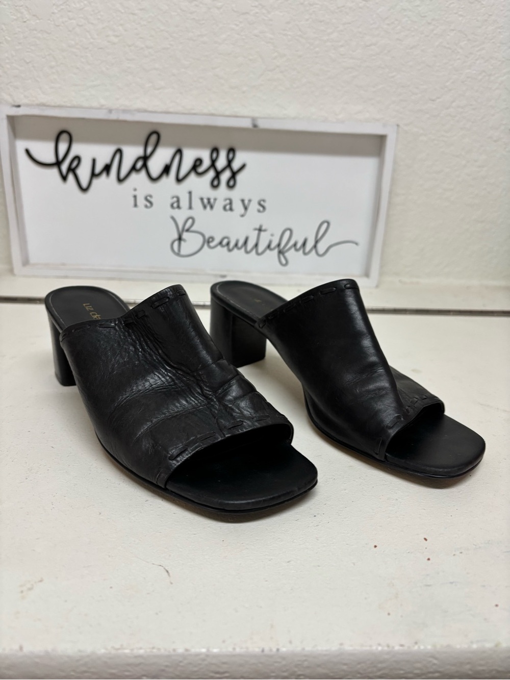 Liz Claiborne Black Leather Open-Toe Block Heel Mules